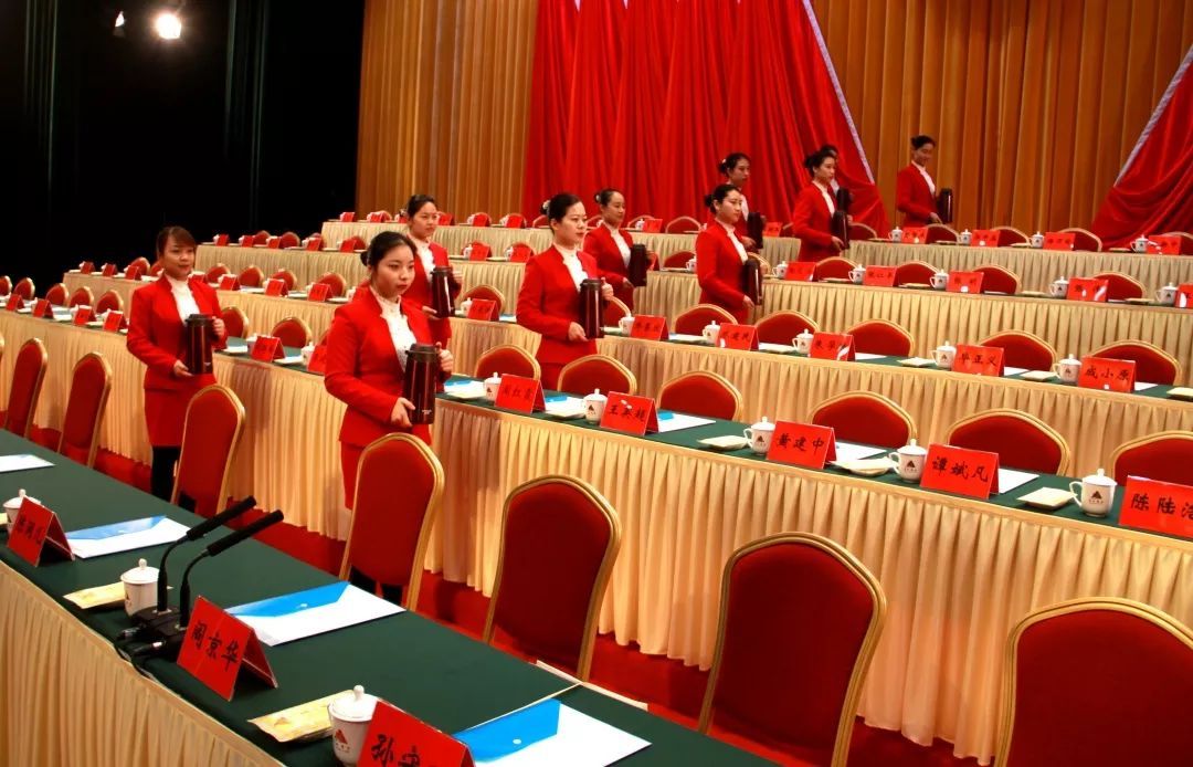 鄭州市嵩山飯店圓滿完成河南省工會第十五次代表大會接待與展覽展示服務