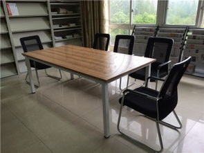 重慶廠家一站式辦公家具解決方案 從會議桌到屏風(fēng)隔斷，打造高效辦公空間